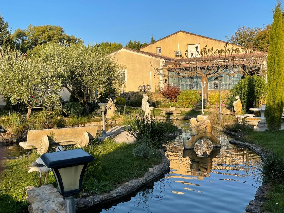Studio Les Petits Lutins Entraigues-sur-la-Sorgue Eksteriør billede