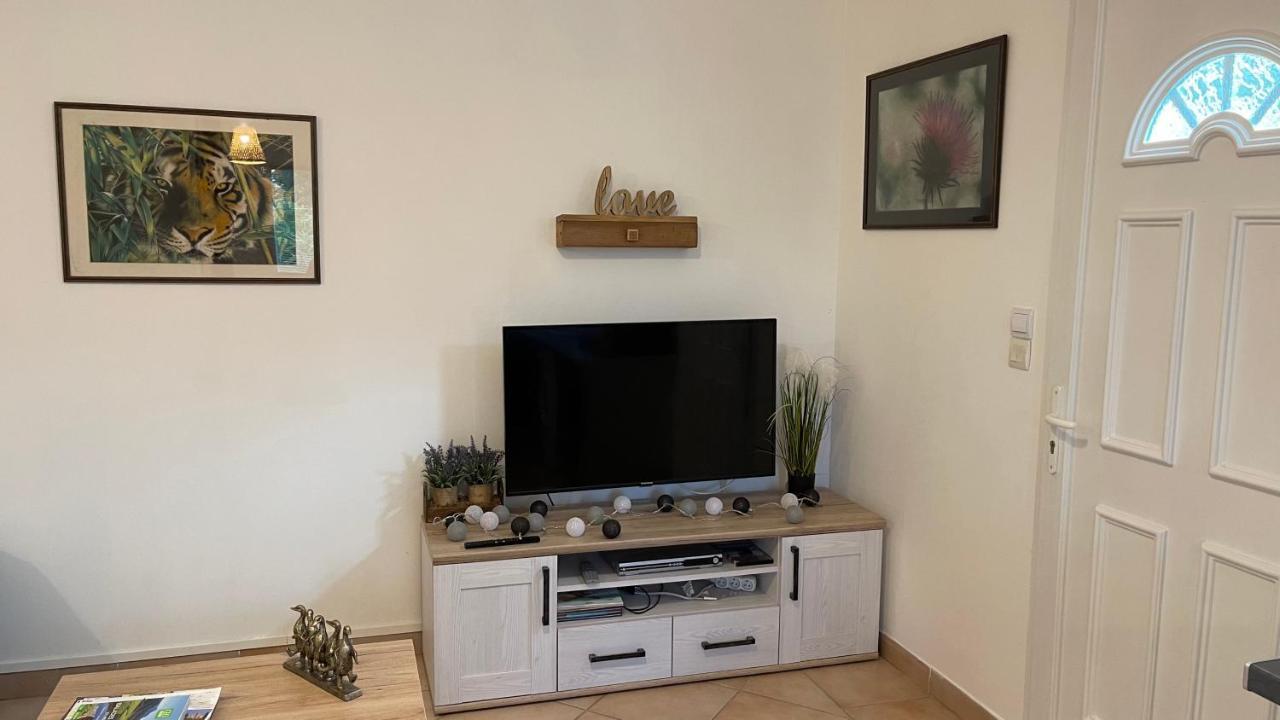 Studio Les Petits Lutins Entraigues-sur-la-Sorgue Eksteriør billede