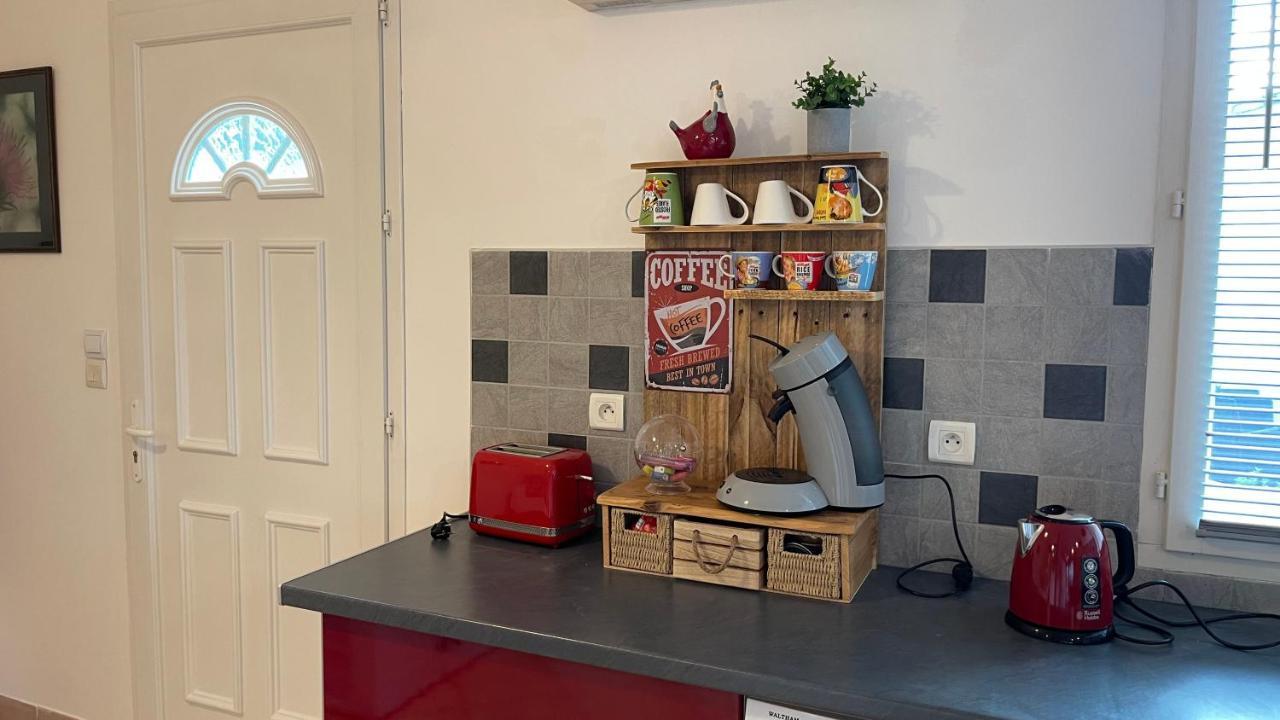 Studio Les Petits Lutins Entraigues-sur-la-Sorgue Eksteriør billede