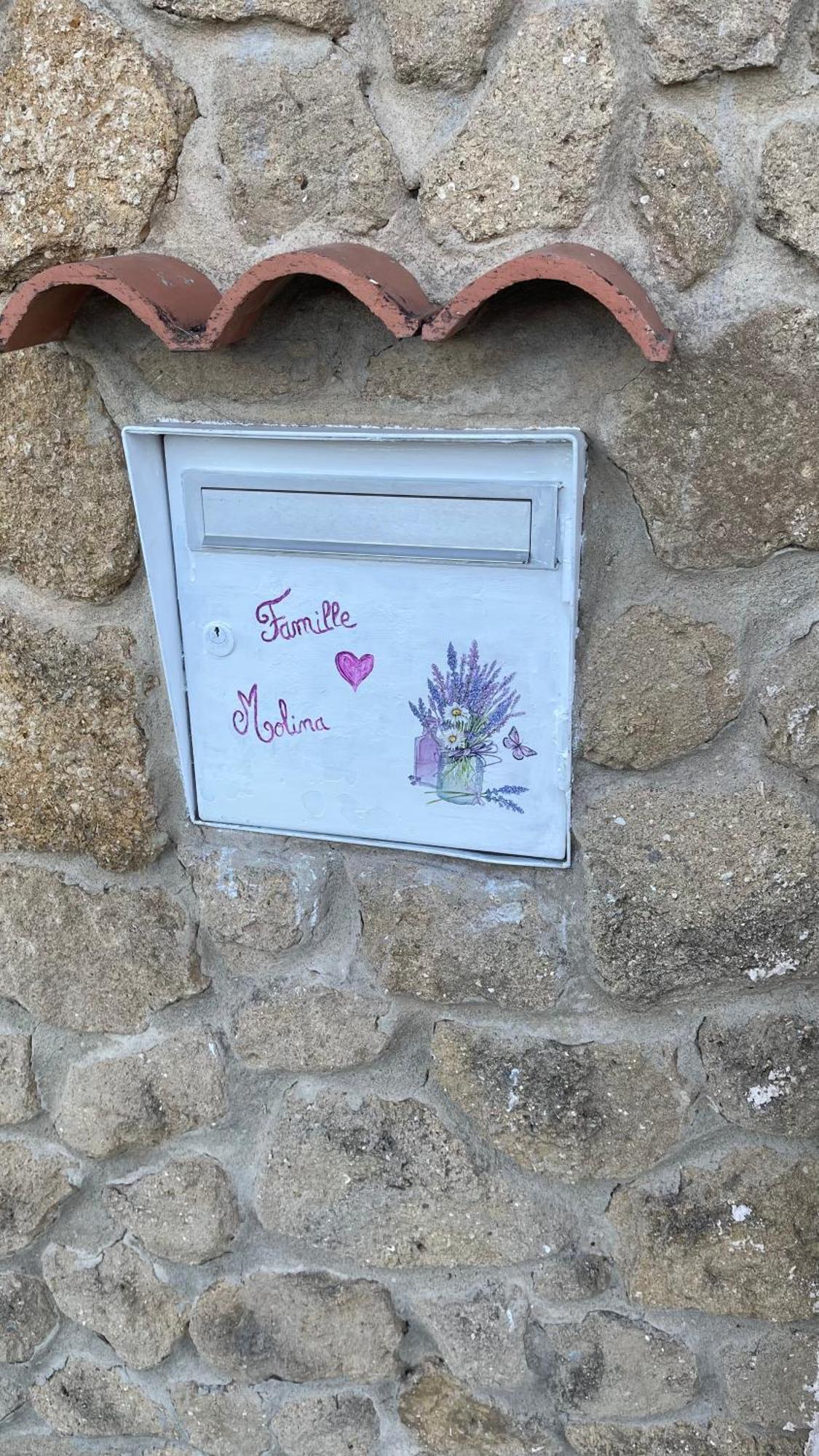 Studio Les Petits Lutins Entraigues-sur-la-Sorgue Eksteriør billede